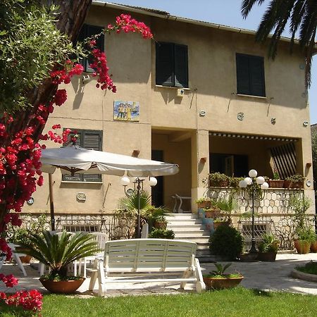 B&B Villa Fantasia Geata Exterior foto