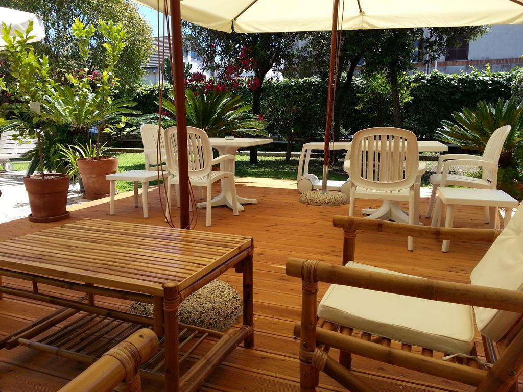 B&B Villa Fantasia Geata Exterior foto